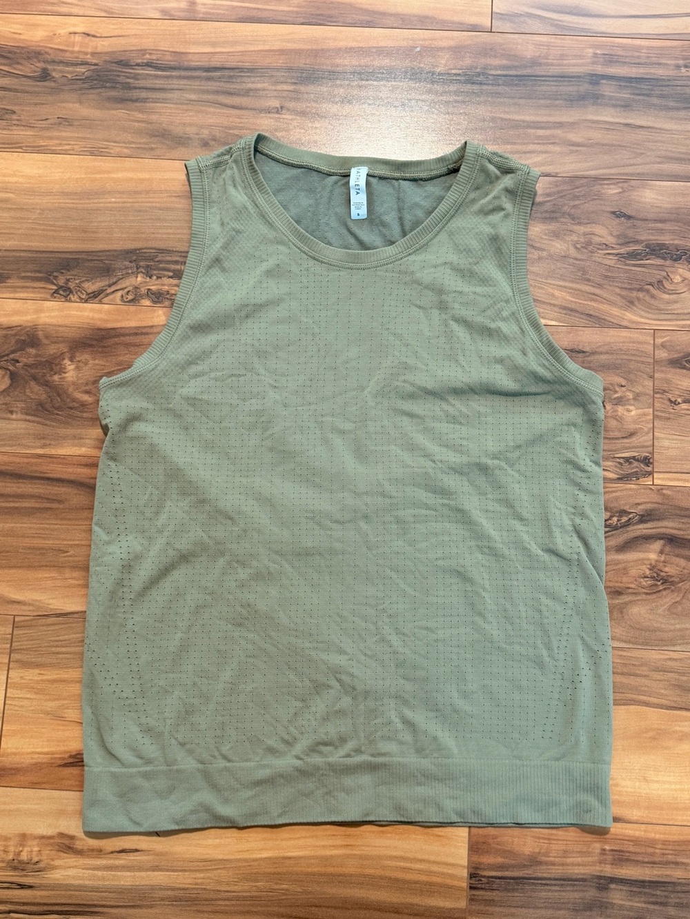 Athleta Women’s Olive Green Sleeveless Tank Top